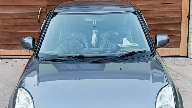 Suzuki Swift 1.3 DLX Model 2011