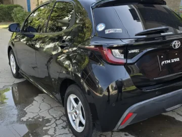 Toyota yaris hatch back 2022 model 25 import or registration